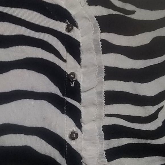 White House Black Market Sweater - Picture 4 of 5